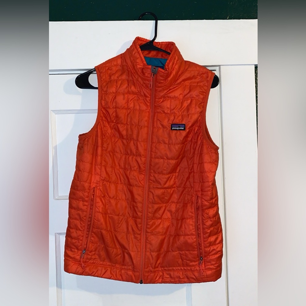 Women’s Patagonia nano puff vest